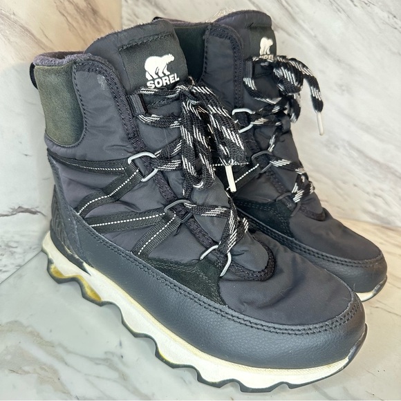 SOREL Kinetic Sport Lug Sole Booties - Black - Size 8 - Picture 3 of 11
